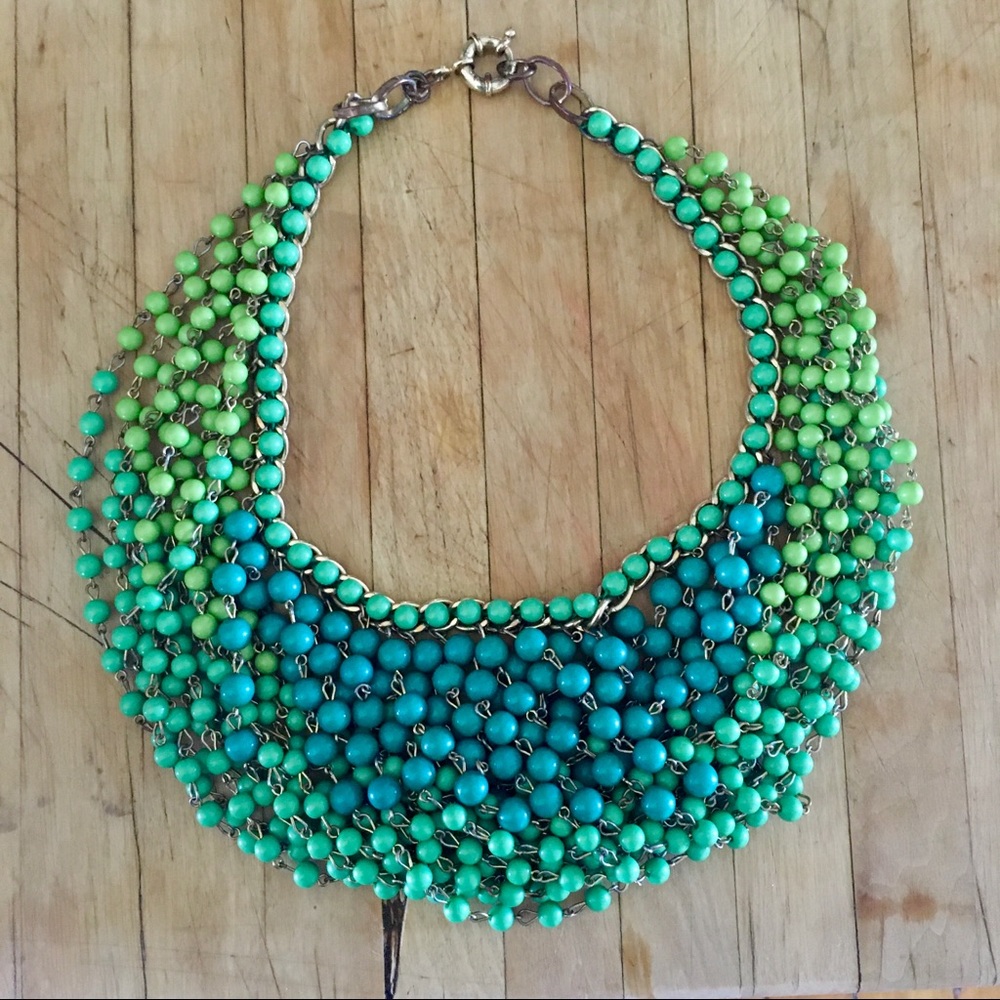 Beaded collar necklace